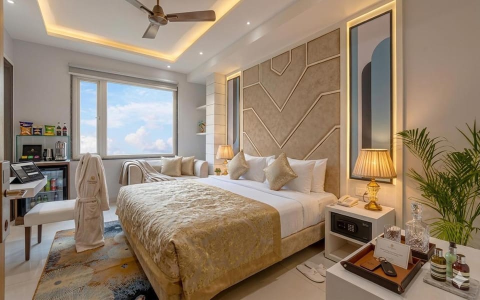 Signature Inn Delhi Airport Hotel in New Delhi