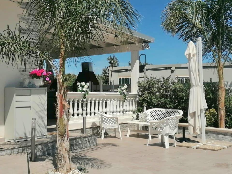 Property building, Garden