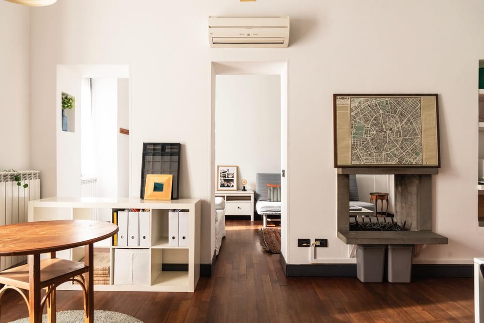 Youhosty - Ticinese Wood 60 Apartment in Milan