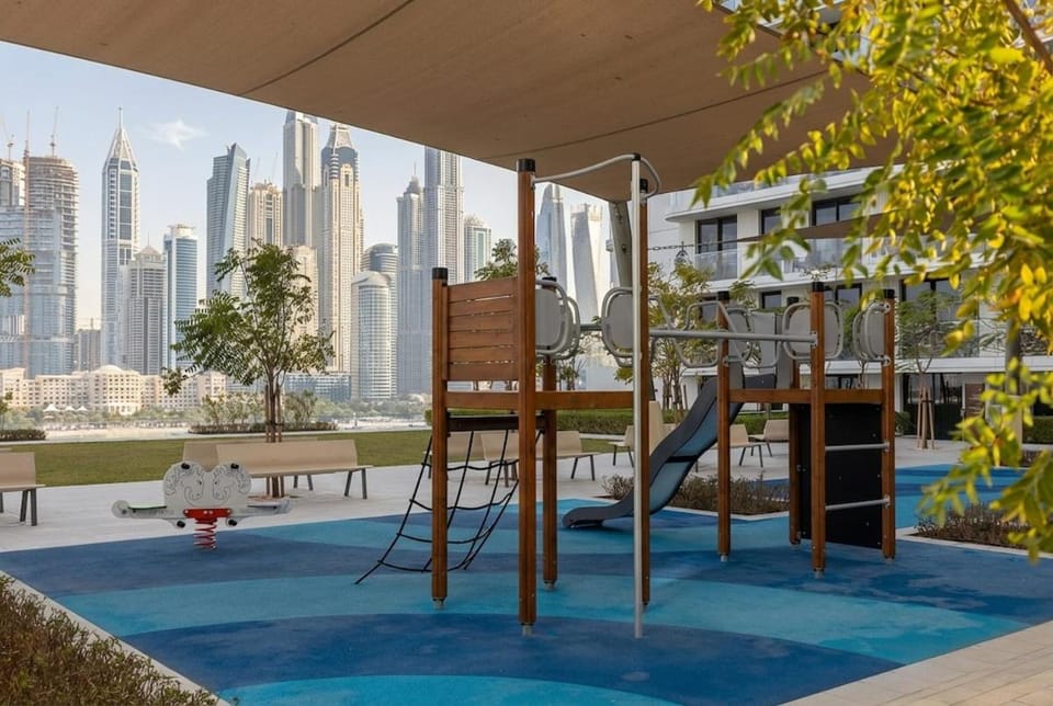 Lux 2BR Beachfront Escape Palace Beach Residence Apartment in Dubai