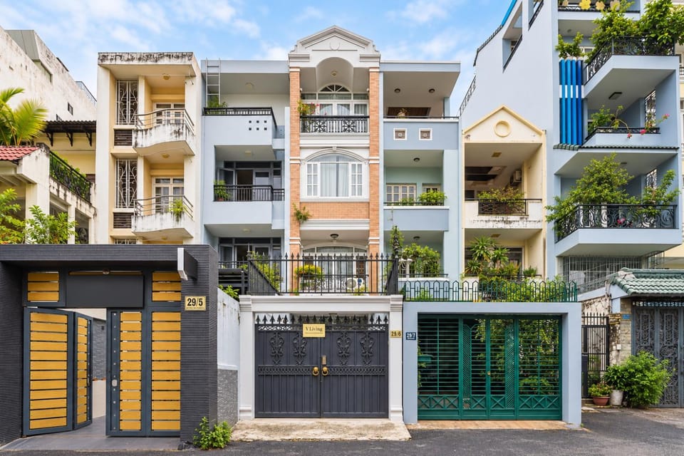 V Living - Hidden Gem in District 1 & Free Laundry Apartment in Ho Chi Minh City
