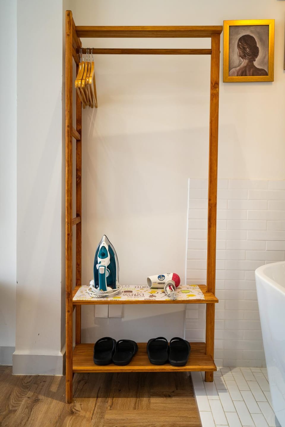 V Living - Hidden Gem in District 1 & Free Laundry Apartment in Ho Chi Minh City