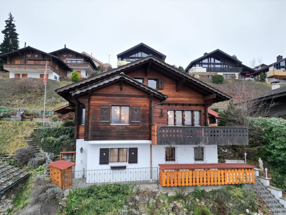 Chalet Apartment Faulensee Apartment in Canton of Bern (Region)