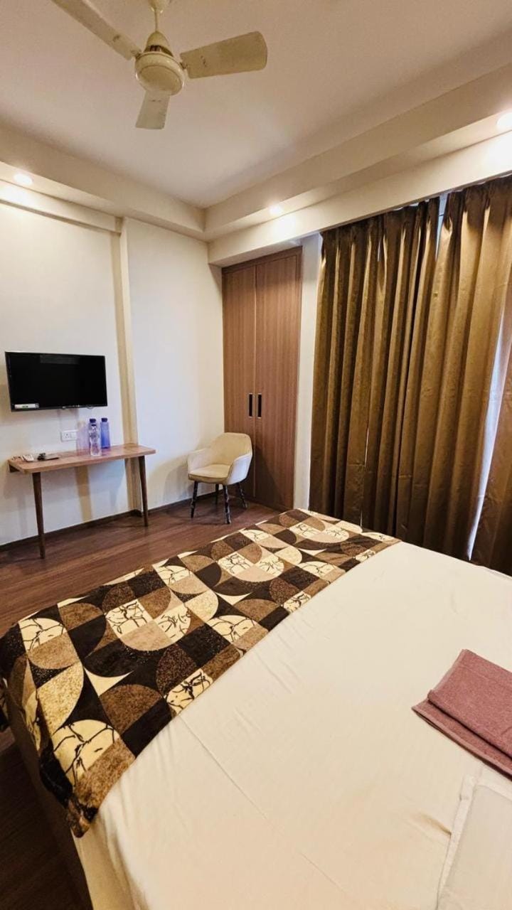 Skybloom stays Hostel in Haryana