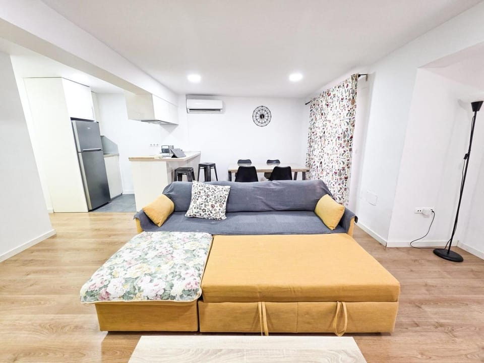 Luminoso apartamento en Murcia Centro 4pax y mascotas Apartment in Murcia