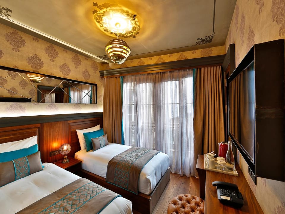 Bed, Photo of the whole room
