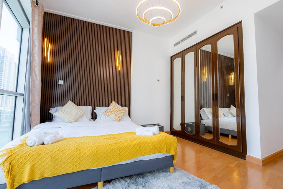 Stunning Marina Views Apartment Apartment in Dubai