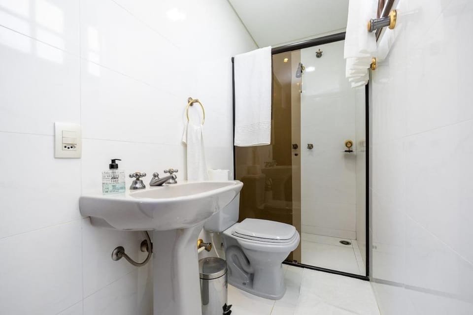 3 Bedroom Townhouse with Pool and Gourmet Area Villa in Curitiba
