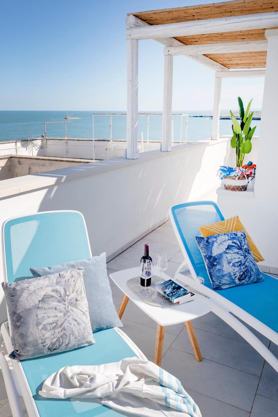 View (from property/room), Balcony/Terrace, Sea view