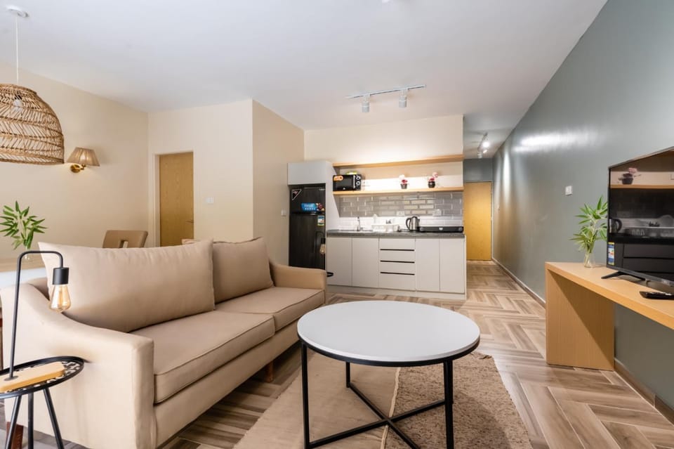 Kitchen or kitchenette, Living room