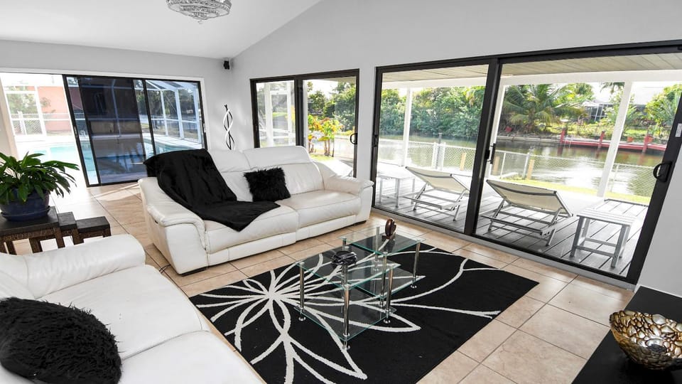 Living room, Other
