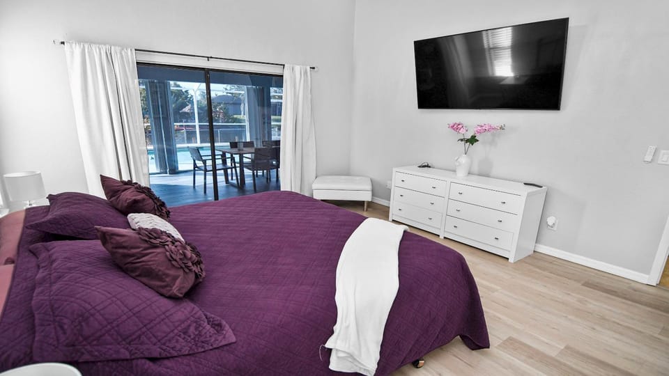 Other, Bedroom, Pool view