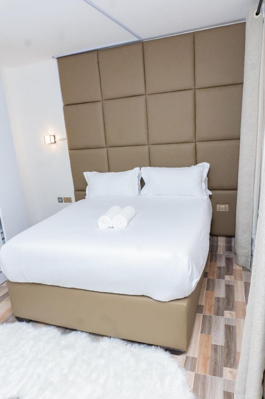 Sofitel Executive 2 bedrooms all ensuite standalone Apartment in Uganda