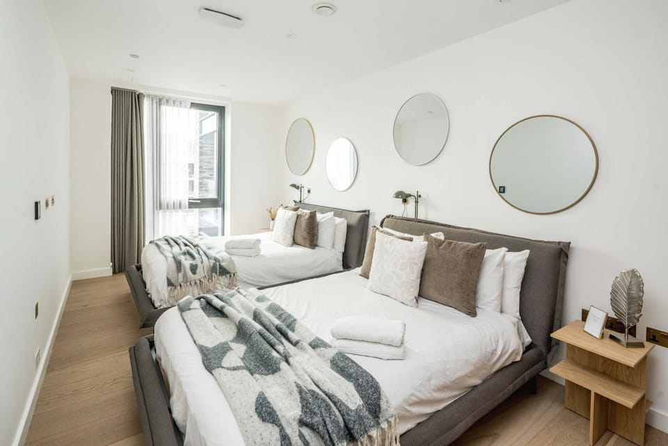 Spacious 2-Bedroom Kings Cross Residence with Modern Features Apartment in London Borough of Islington