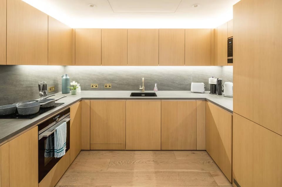 Spacious 2-Bedroom Kings Cross Residence with Modern Features Apartment in London Borough of Islington