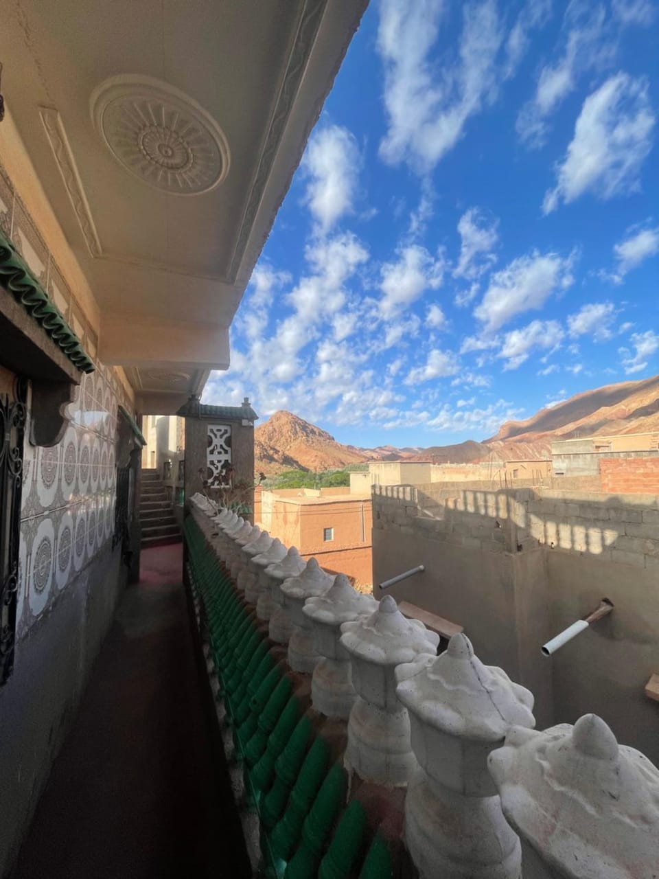 Balcony/Terrace, Mountain view, Internal: Not applicable to any particular room