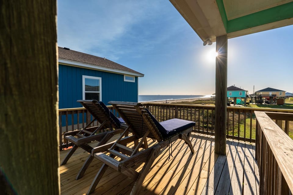 Ocean View l Pet Friendly House in Bolivar Peninsula