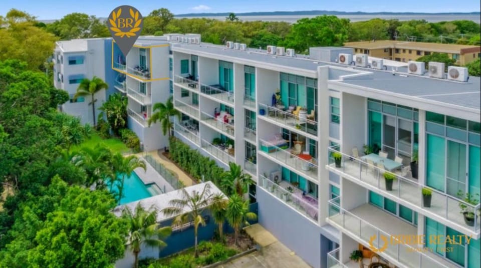 Property building, Bird's eye view