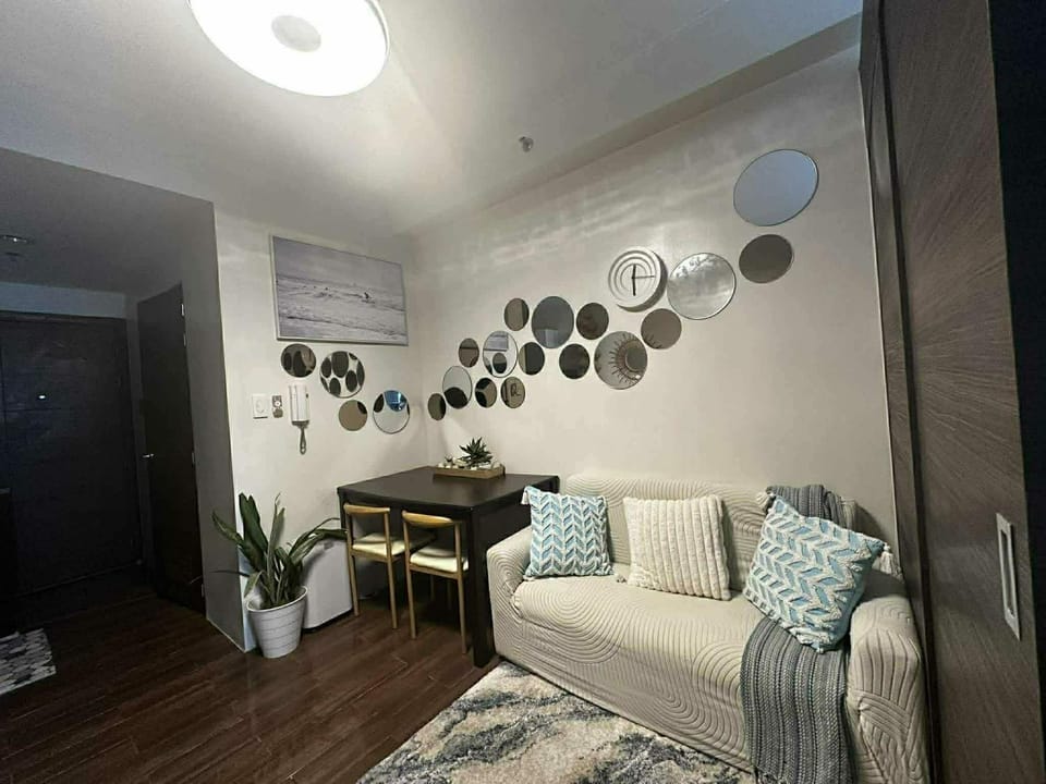 AIR RESIDENCES MAKATI Staycation Apartment in Makati