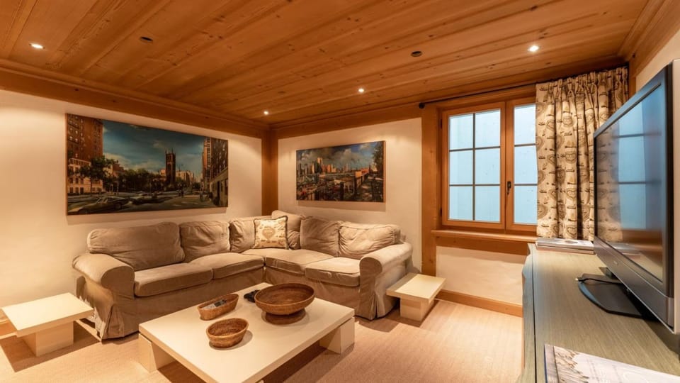 Luxury Duplex Elegance in Wispile Villa in Saanen