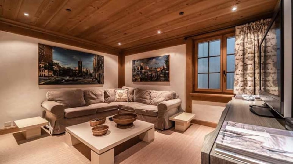 Luxury Duplex Elegance in Wispile Villa in Saanen