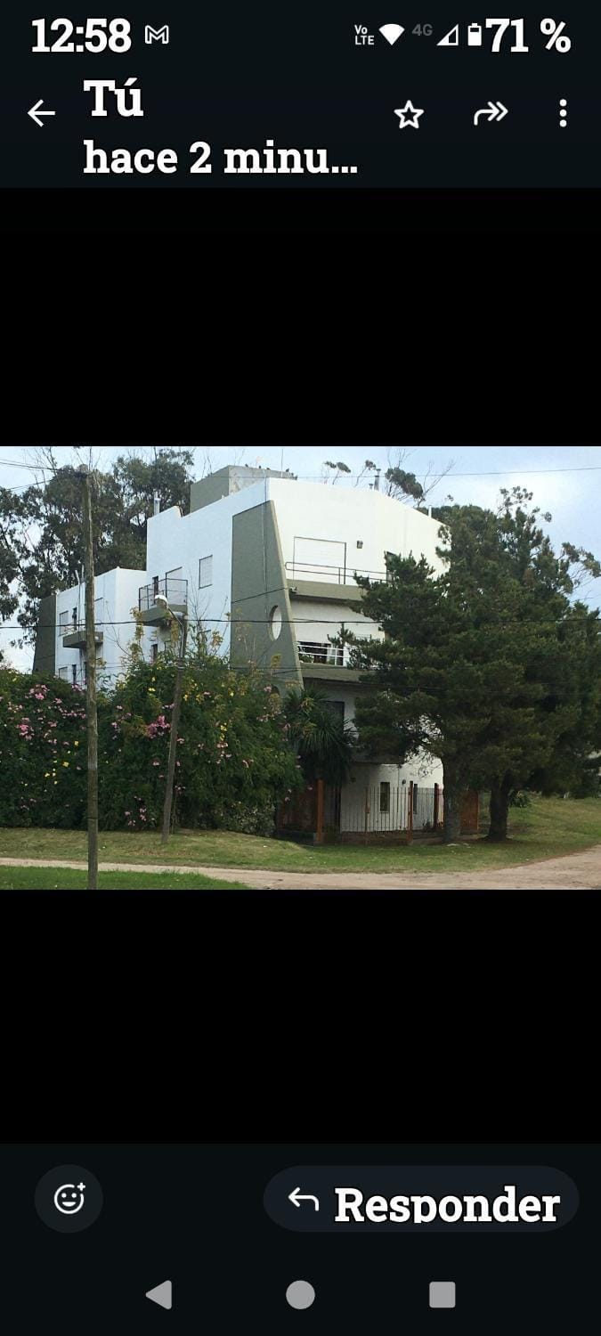 Ambiente amplio 2c costa Alfar cochera,Ropa cama,balcón corrido wi-fi cable impecable reserva con seña Apartment in Mar del Plata