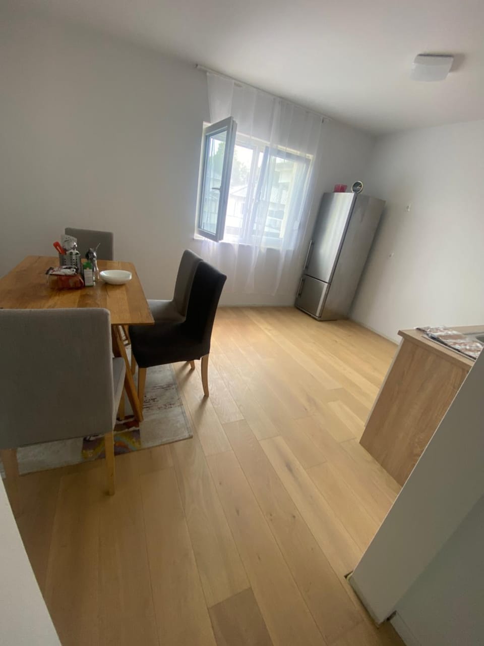 Kitchen or kitchenette, Living room, Seating area, Dining area