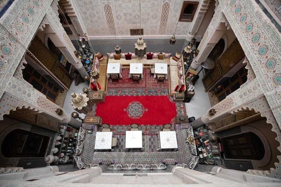 Communal lounge/ TV room, Living room, Banquet/Function facilities, Seating area