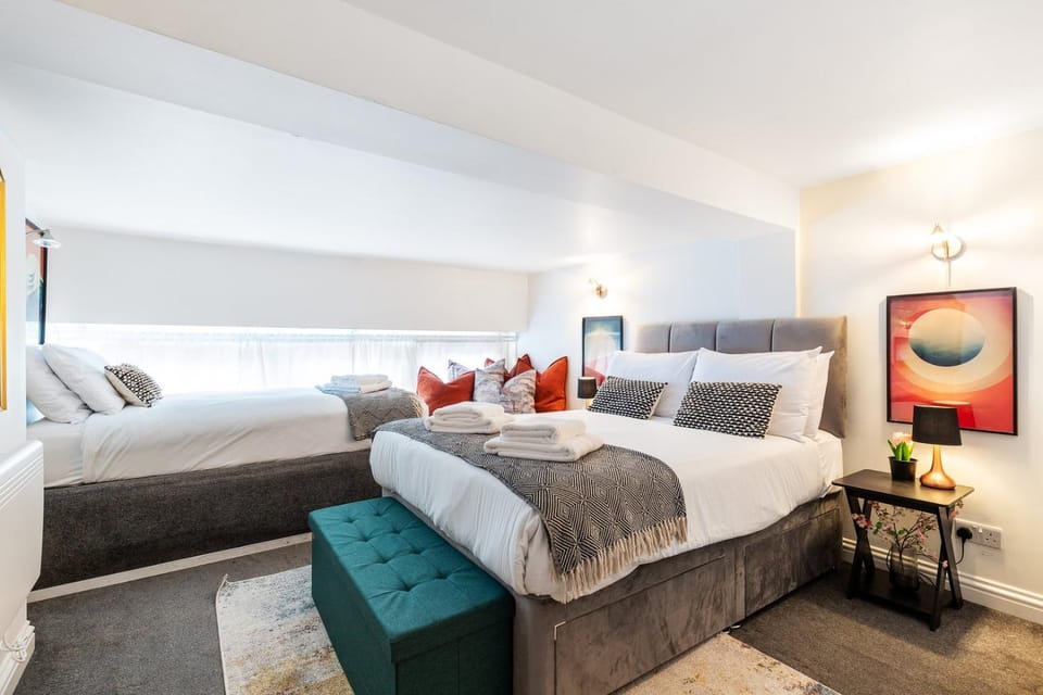 Bed, Bedroom