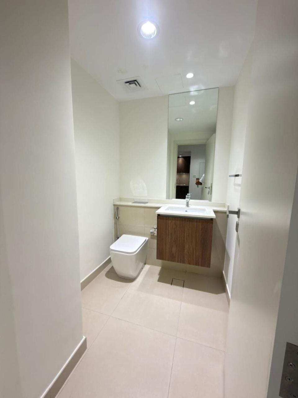 Sharjah Apartment in Al Sharjah