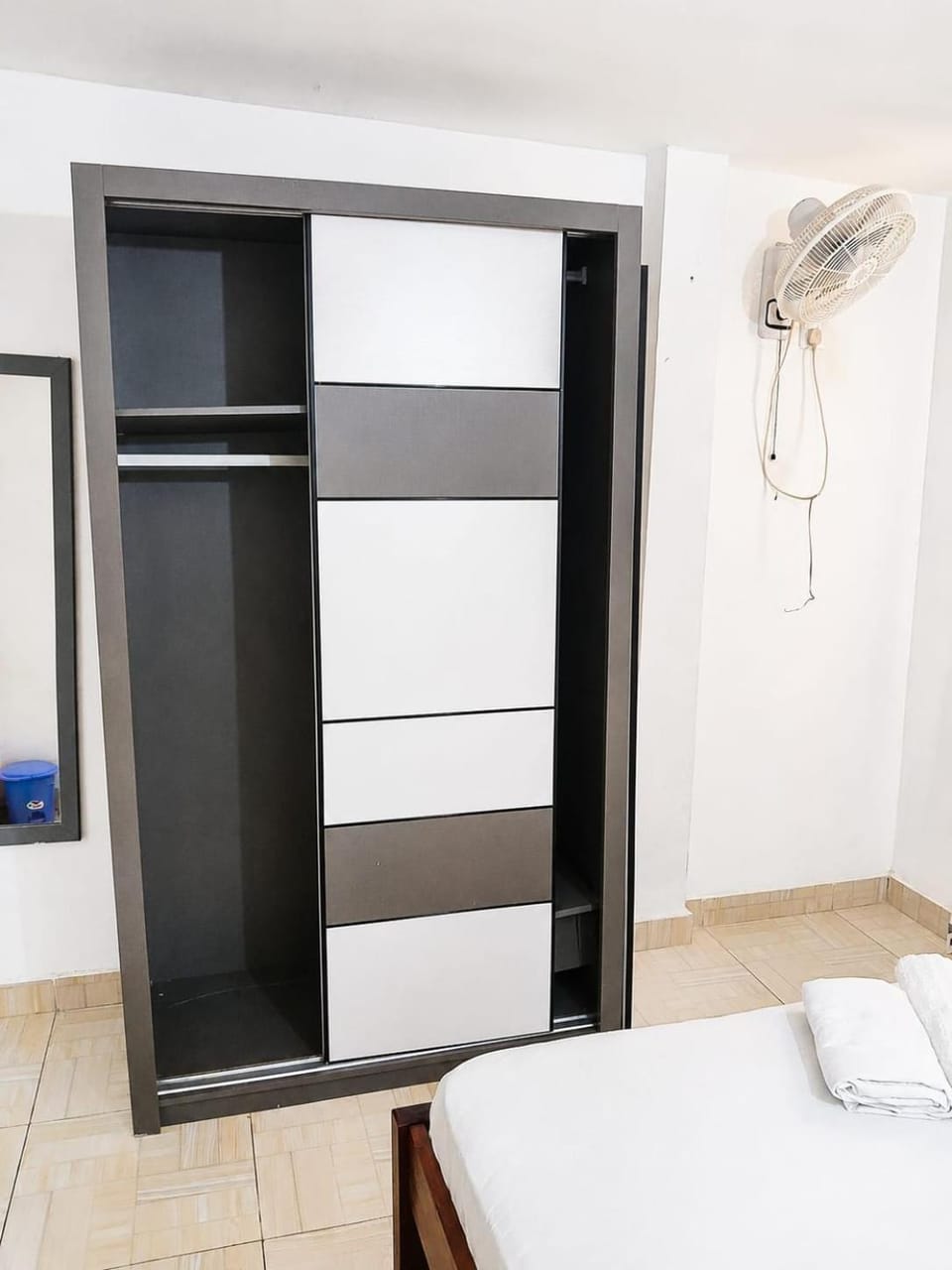 Stylish 2 bedrooms bnb apartment in kisimani, Mombasa Apartment in Mombasa County