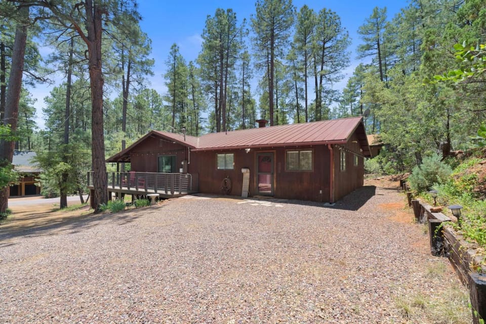 Summers Rest Mountain Cabin in the Pines Cabin in Strawberry