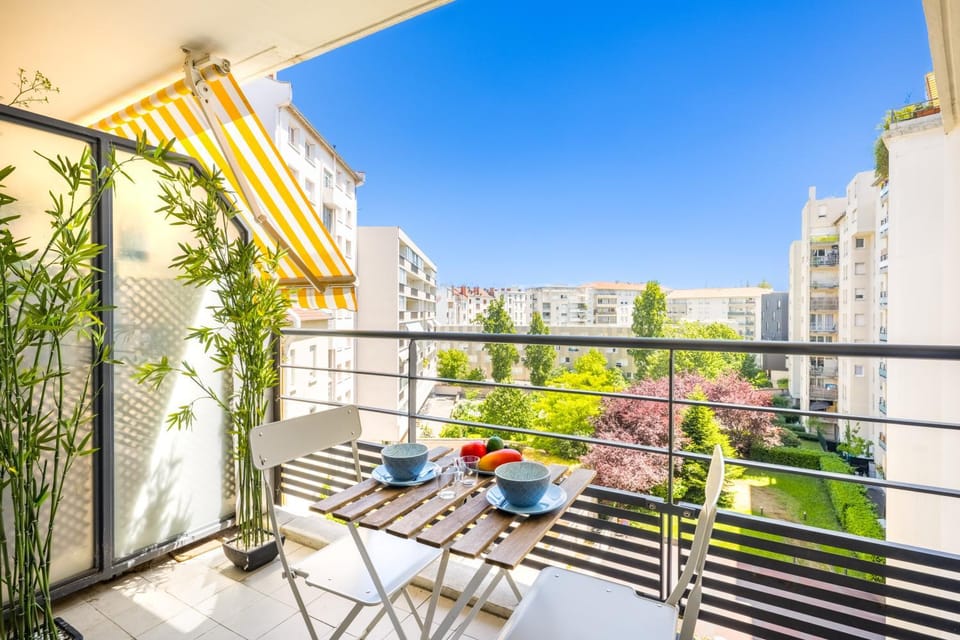 Balcony/Terrace, Dining area