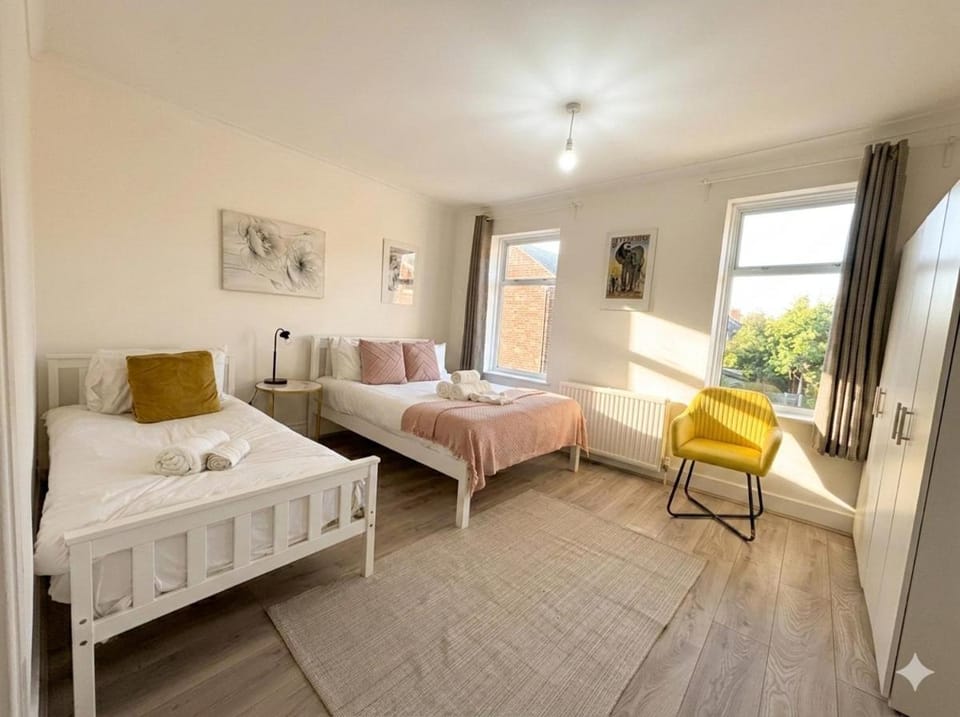 TOTTENHAM URBAN HAVEN 5 guest 2 br Home Apartment in London