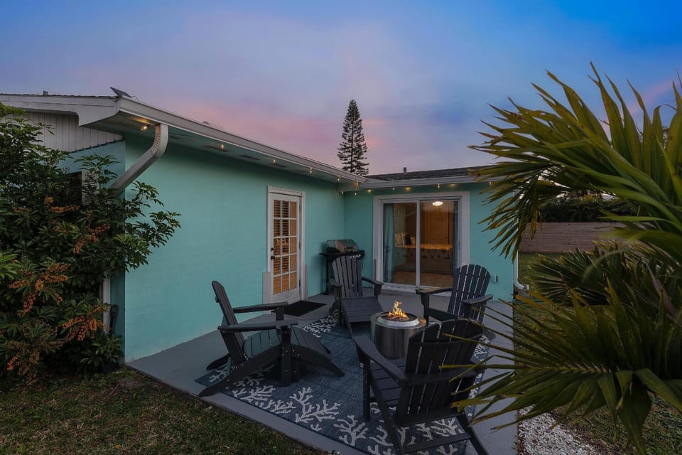 La Maison Bleue House in New Smyrna Beach