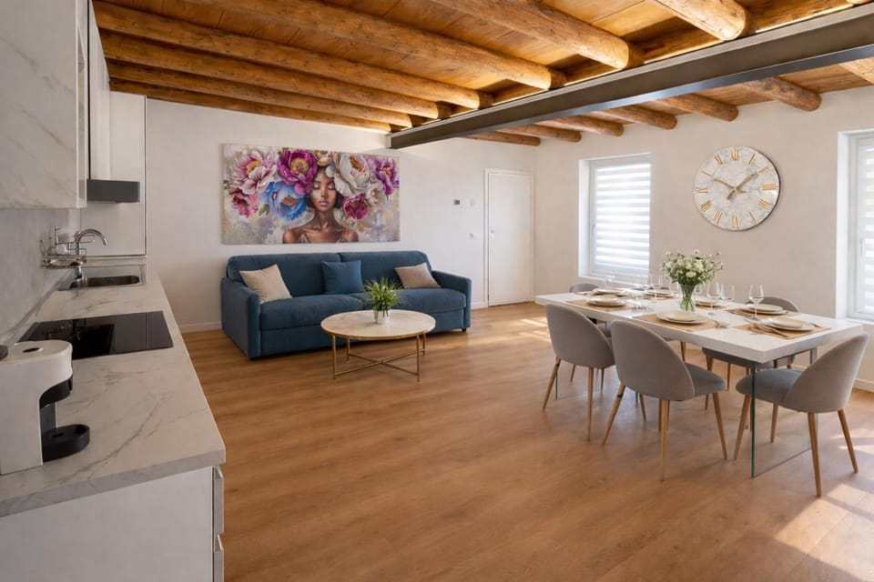 Living room, Dining area