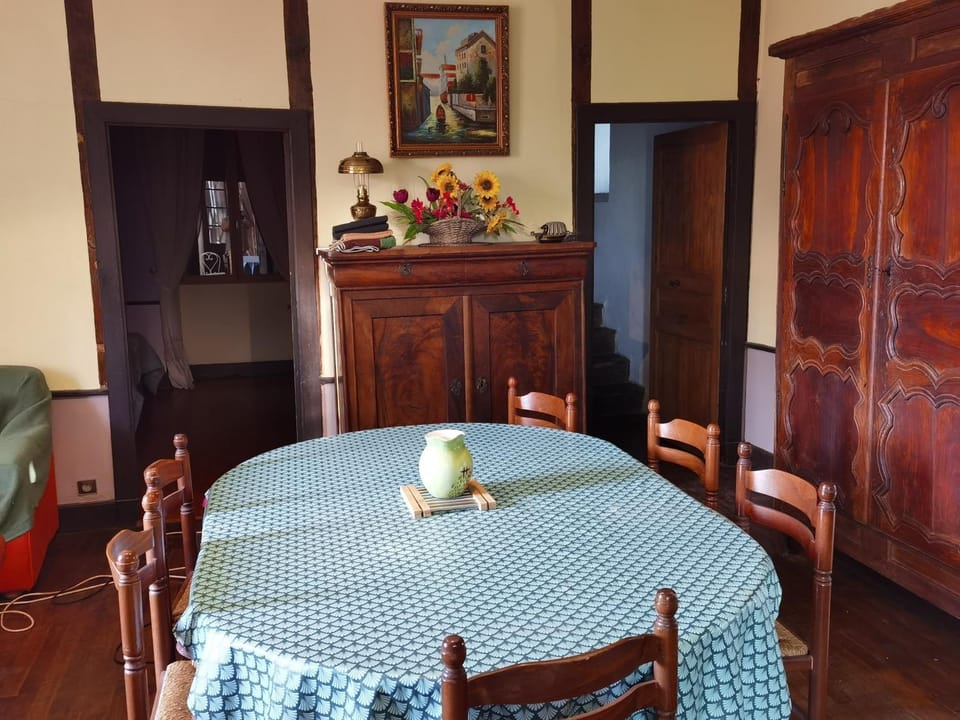Property building, Living room