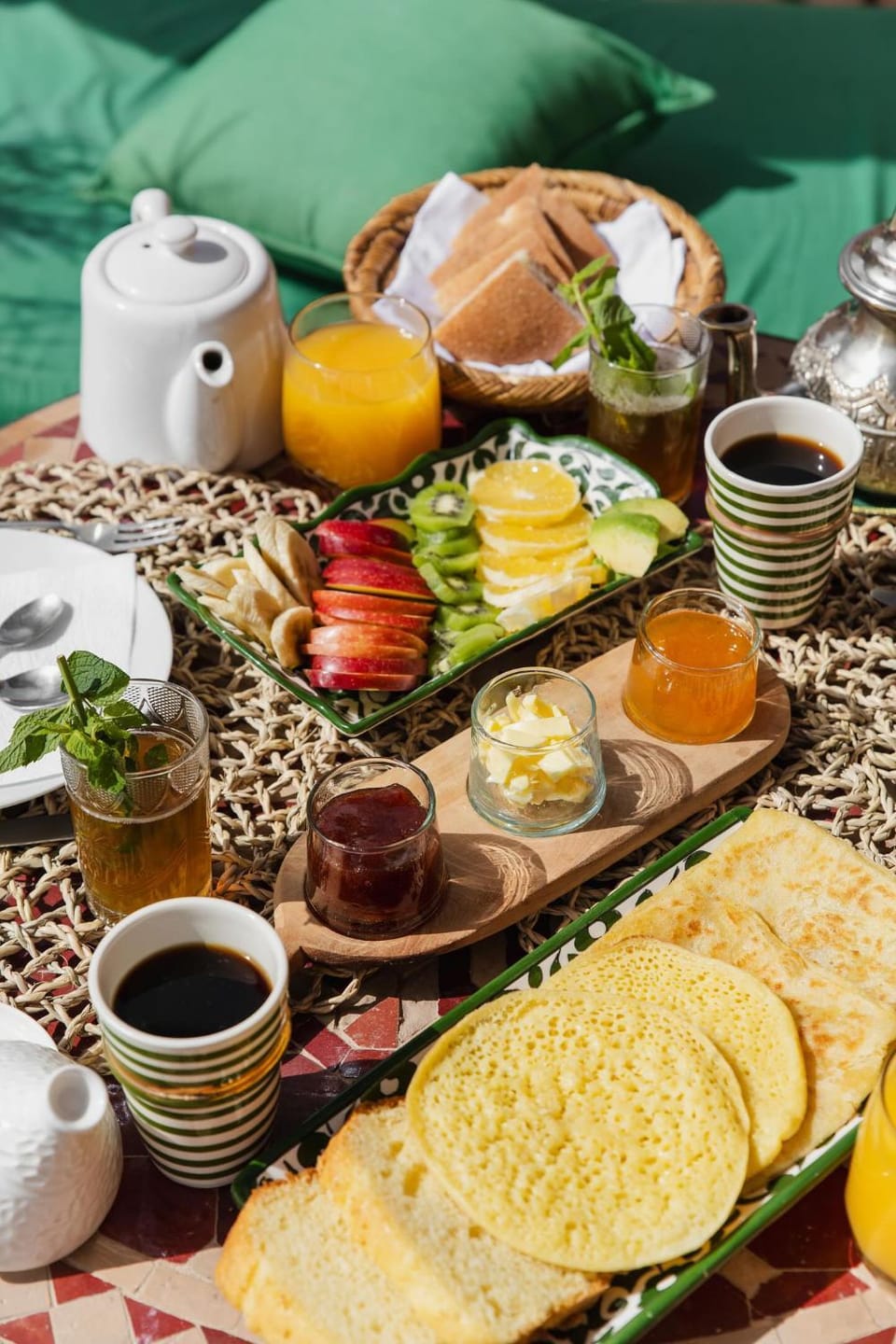 Food and drinks, Food, Breakfast, Continental breakfast