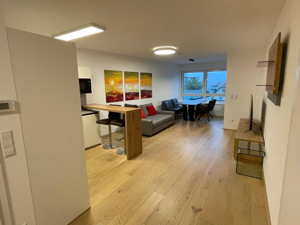 Living room, Photo of the whole room