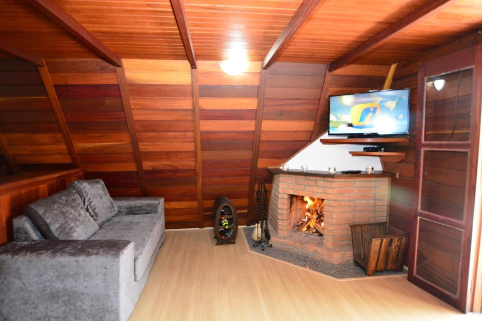 TV and multimedia, Living room, fireplace