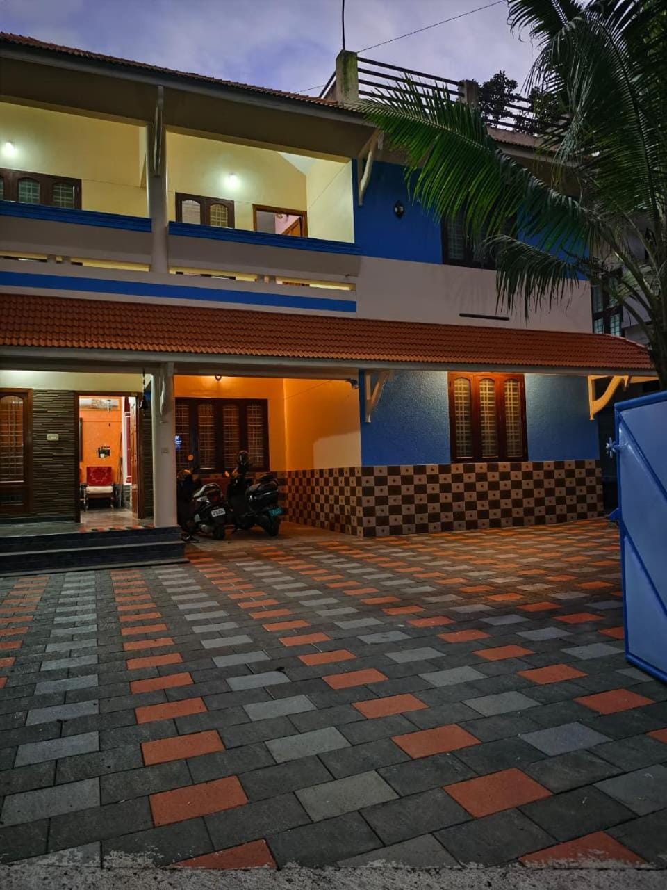 Property building, Night