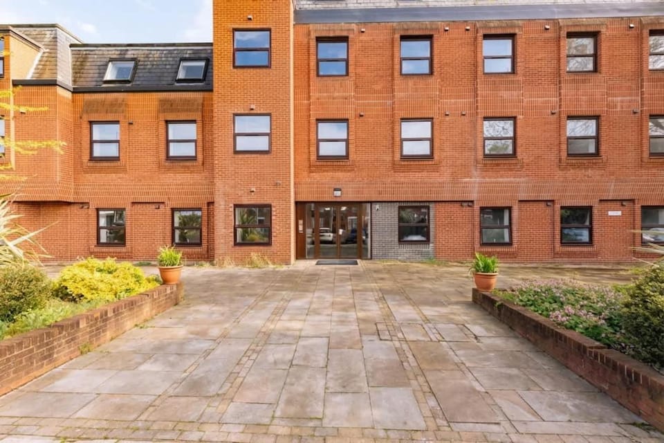 Modern 1BED Top Floor Apartment in Central Ipswich Apartment in Ipswich
