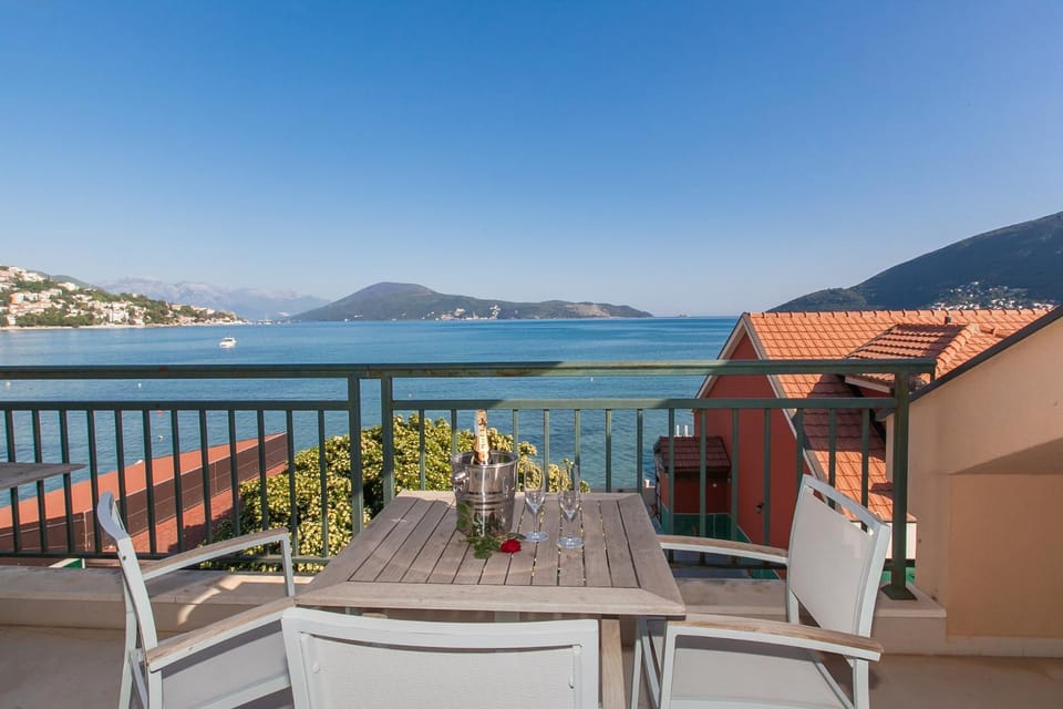 Grifone Coastline Apartment in Dubrovnik-Neretva County