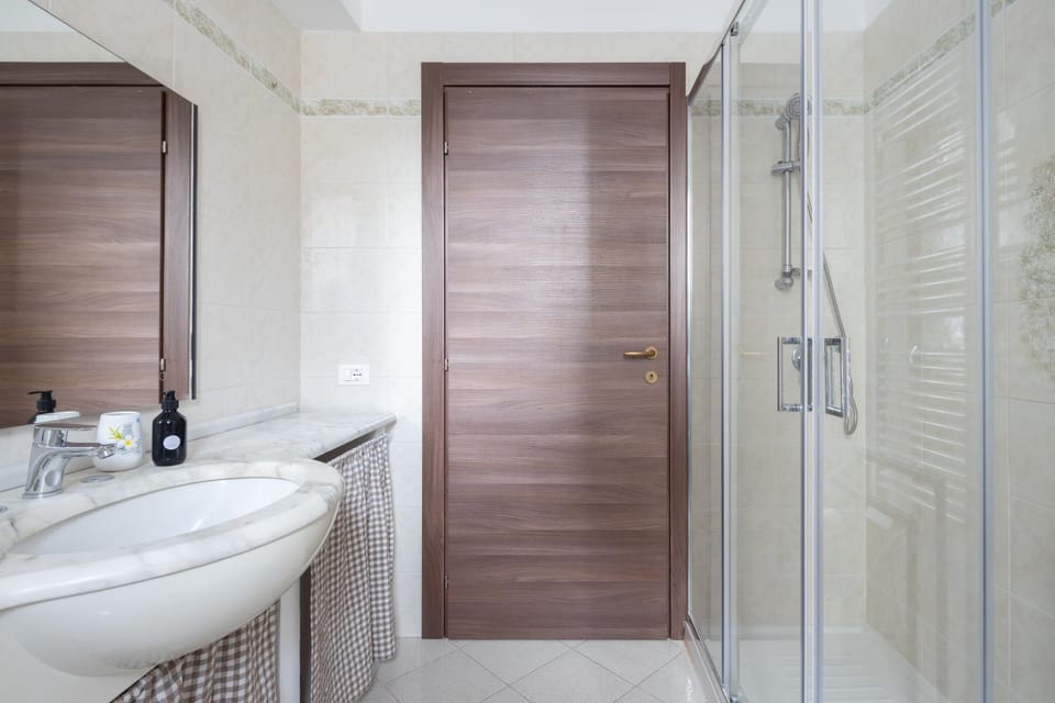 Appartamento Roberto-4 beds,AC Apartment in Province of Massa and Carrara