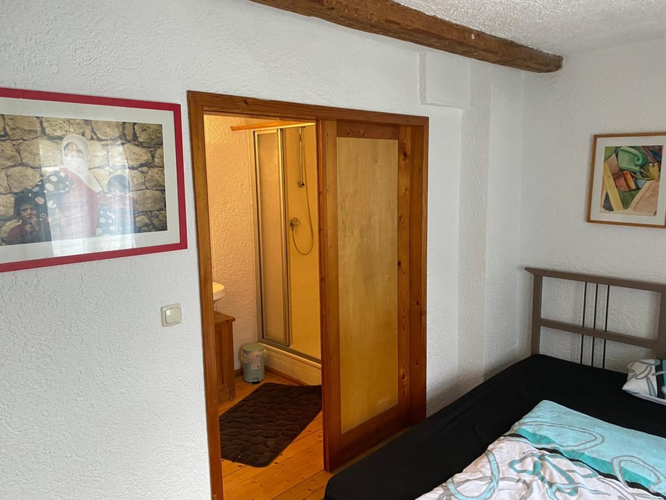 Bed, Photo of the whole room