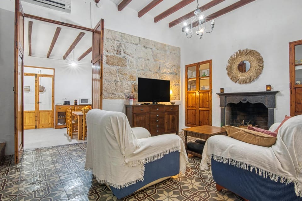 Property building, Living room