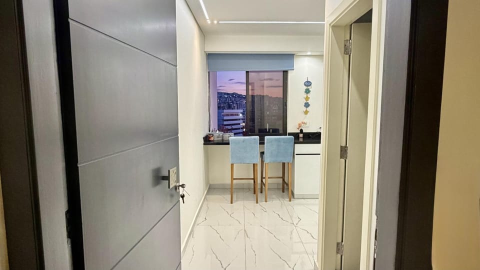 Facade/entrance, Kitchen or kitchenette