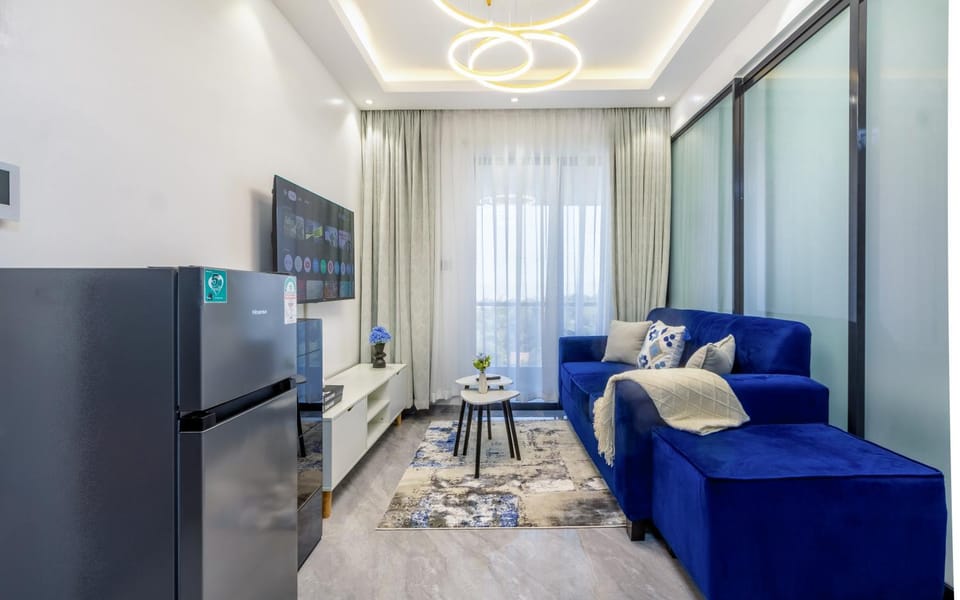 Communal lounge/ TV room, TV and multimedia, Living room, Seating area, Evening entertainment