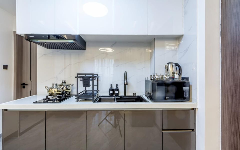 Kitchen or kitchenette, stove