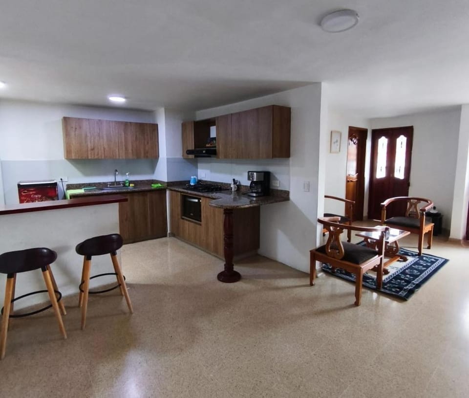 Living room, Dining area, dishwasher
